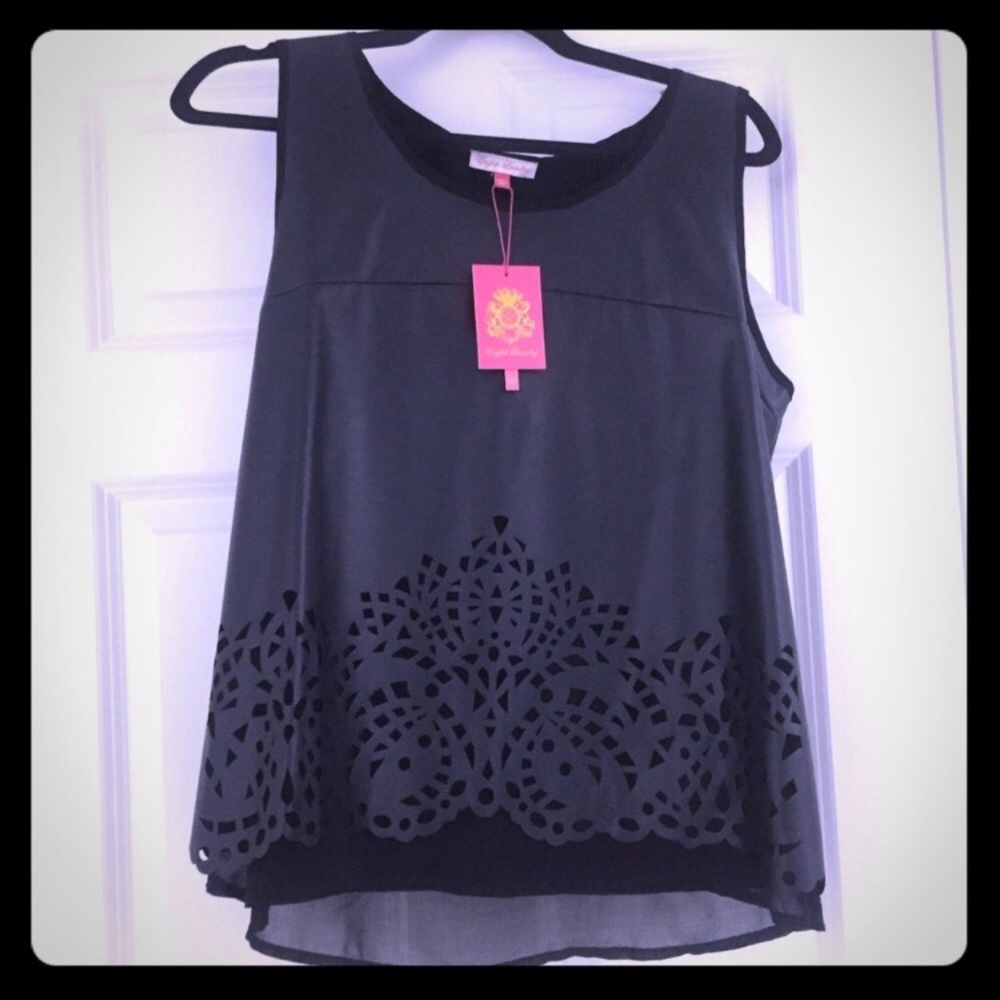 NWT English Laundry Faux Leather Laser Cut Top
